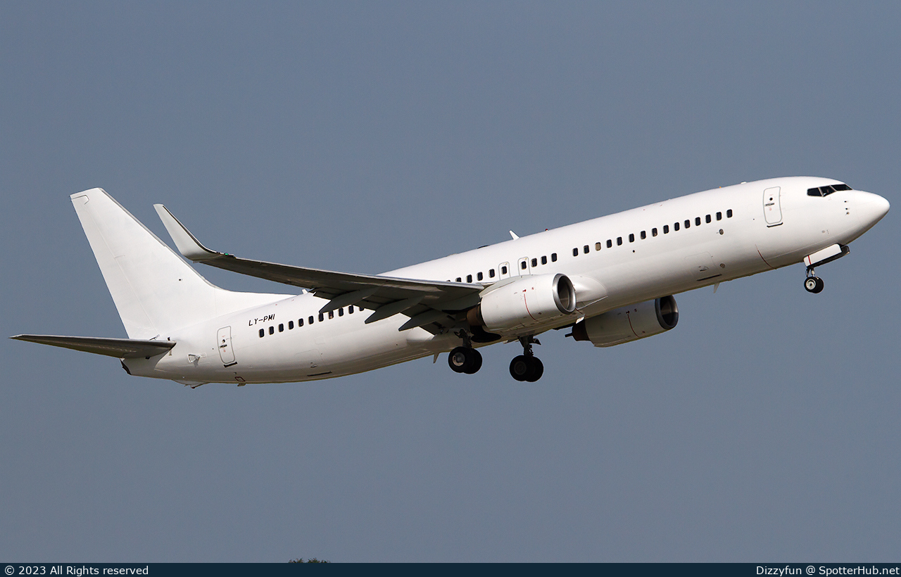 Photo of LY-PMI - Boeing 737-8Q8 operated by KlasJet