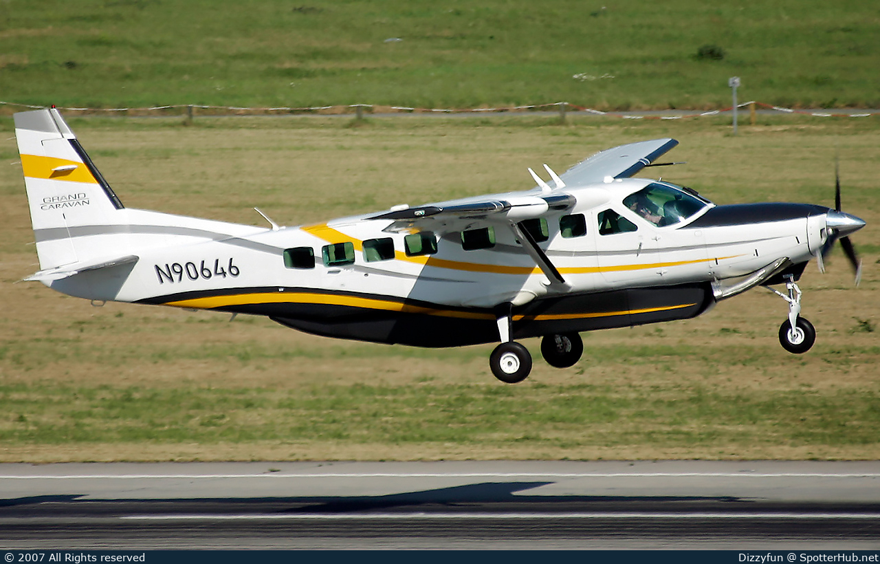 Photo of N90646 - Cessna 208B Grand Caravan operated by Private