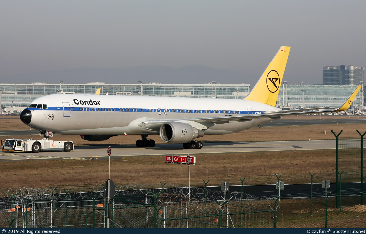 Photo of D-ABUM - Boeing 767-31B(ER) operated by Condor