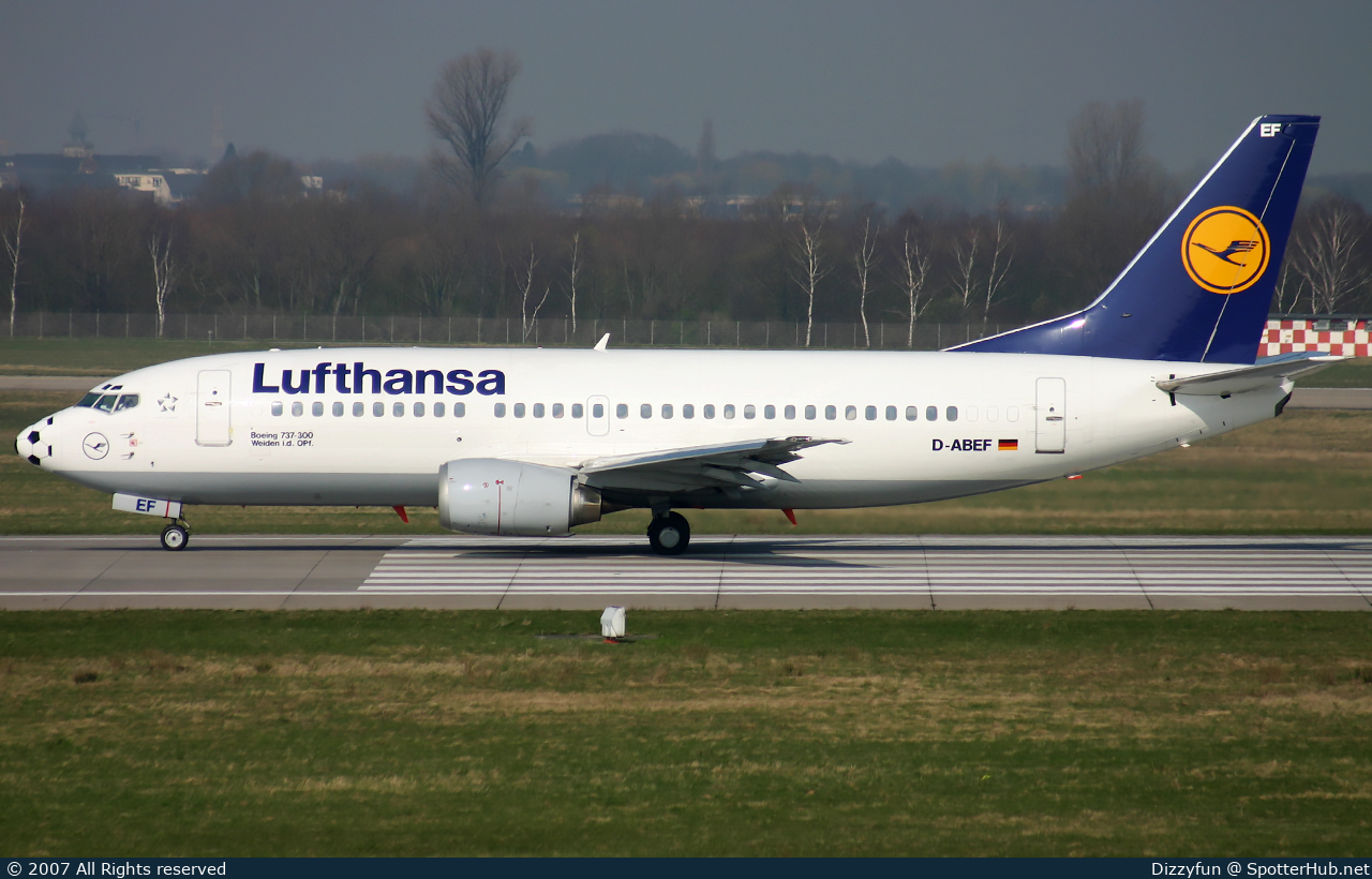 Photo of D-ABEF - Boeing 737-330 operated by Lufthansa