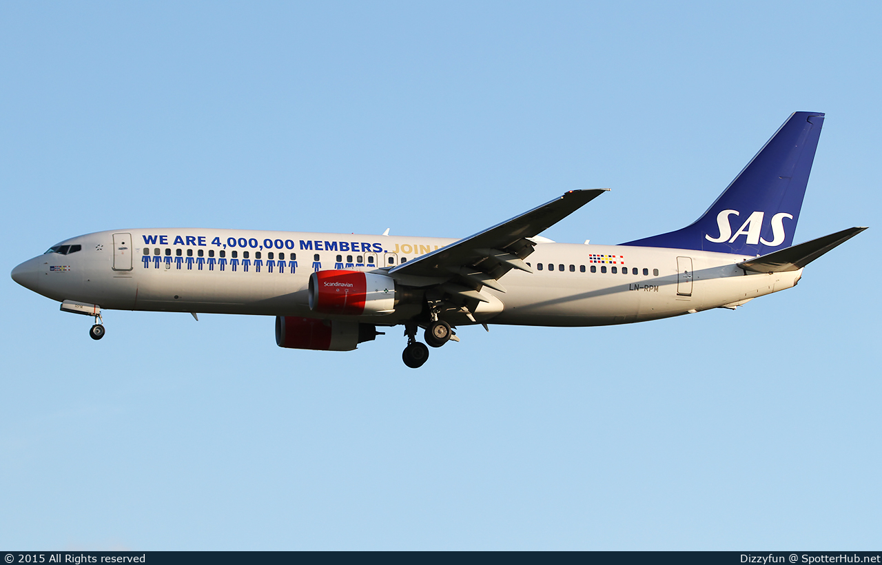 Photo of LN-RPM - Boeing 737-883 operated by SAS Scandinavian Airlines