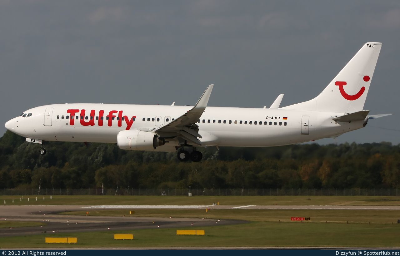 Photo of D-AHFA - Boeing 737-8K5 operated by TUIfly