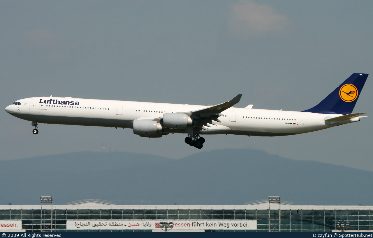 Photo of D-AIHK - Airbus A340-642 operated by Lufthansa