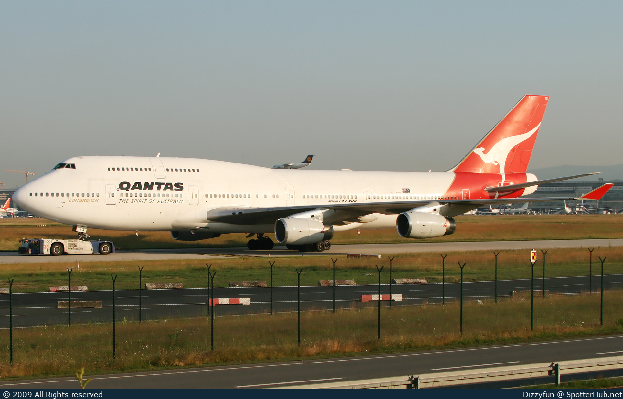 Photo of VH-OJG - Boeing 747-438 operated by Qantas
