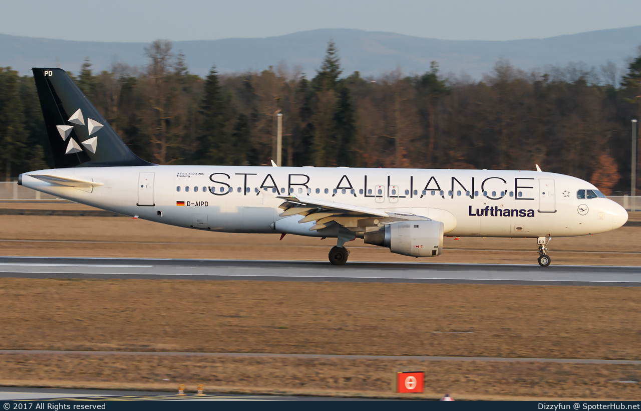 Photo of D-AIPD - Airbus A320-211 operated by Lufthansa