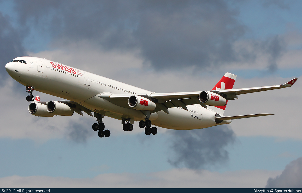 Photo of HB-JMM - Airbus A340-313 operated by Swiss International Air Lines