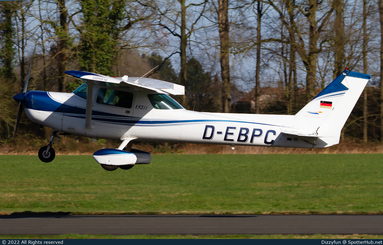 Photo of D-EBPC - Cessna 152 II operated by aerotreff.de