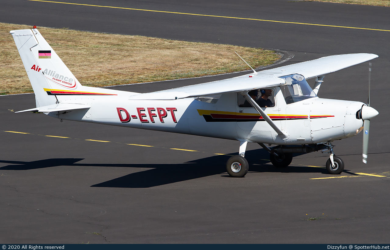 Photo of D-EFPT - Reims-Cessna F152 II operated by Air Alliance Flight Center