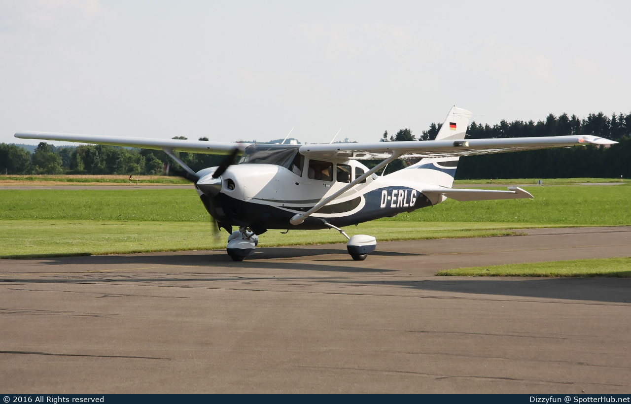 Photo of D-ERLG - Cessna T206H Turbo Stationair TC operated by Private