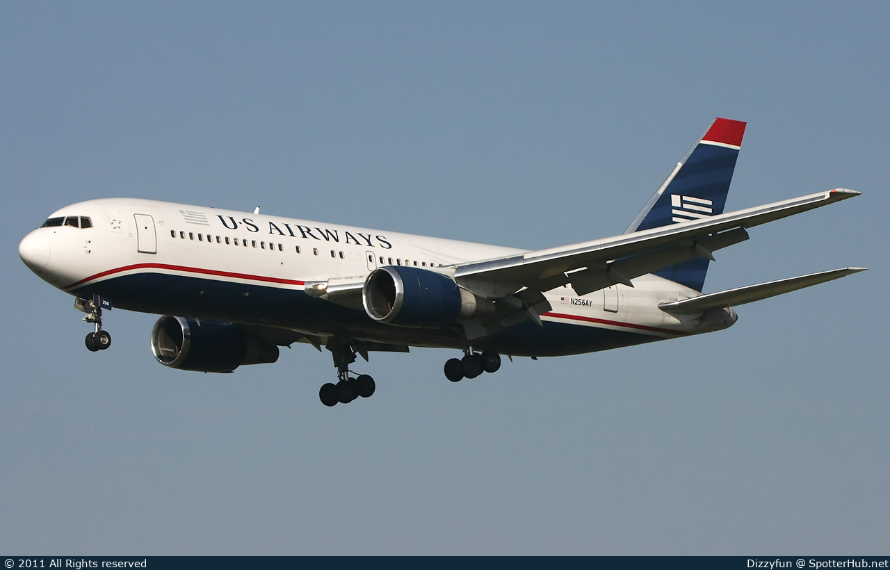 Photo of N256AY - Boeing 767-2B7(ER) operated by US Airways