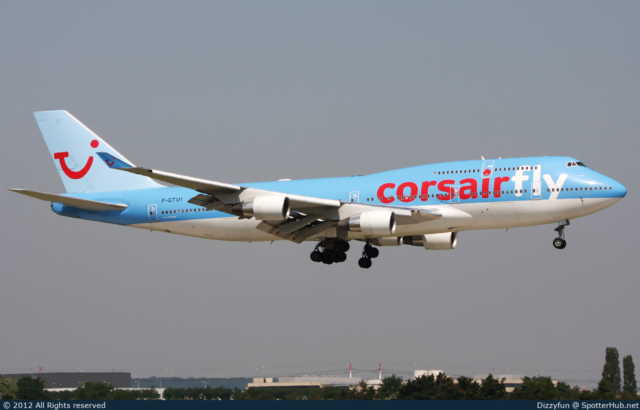 Photo of F-GTUI - Boeing 747-422 operated by Corsairfly