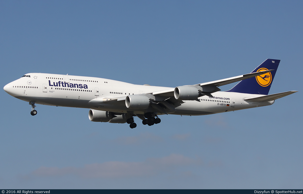 Photo of D-ABYH - Boeing 747-830 operated by Lufthansa