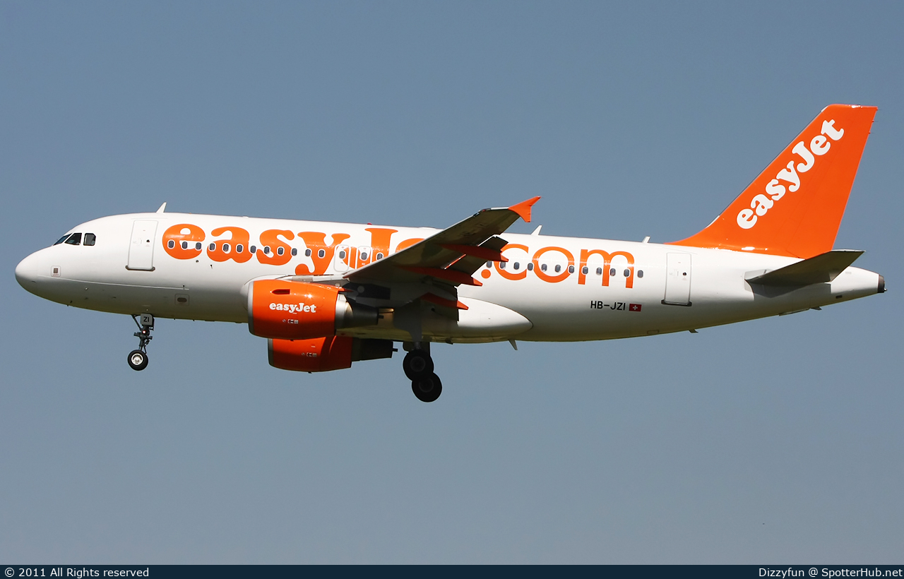 Photo of HB-JZI - Airbus A319-111 operated by easyJet Switzerland