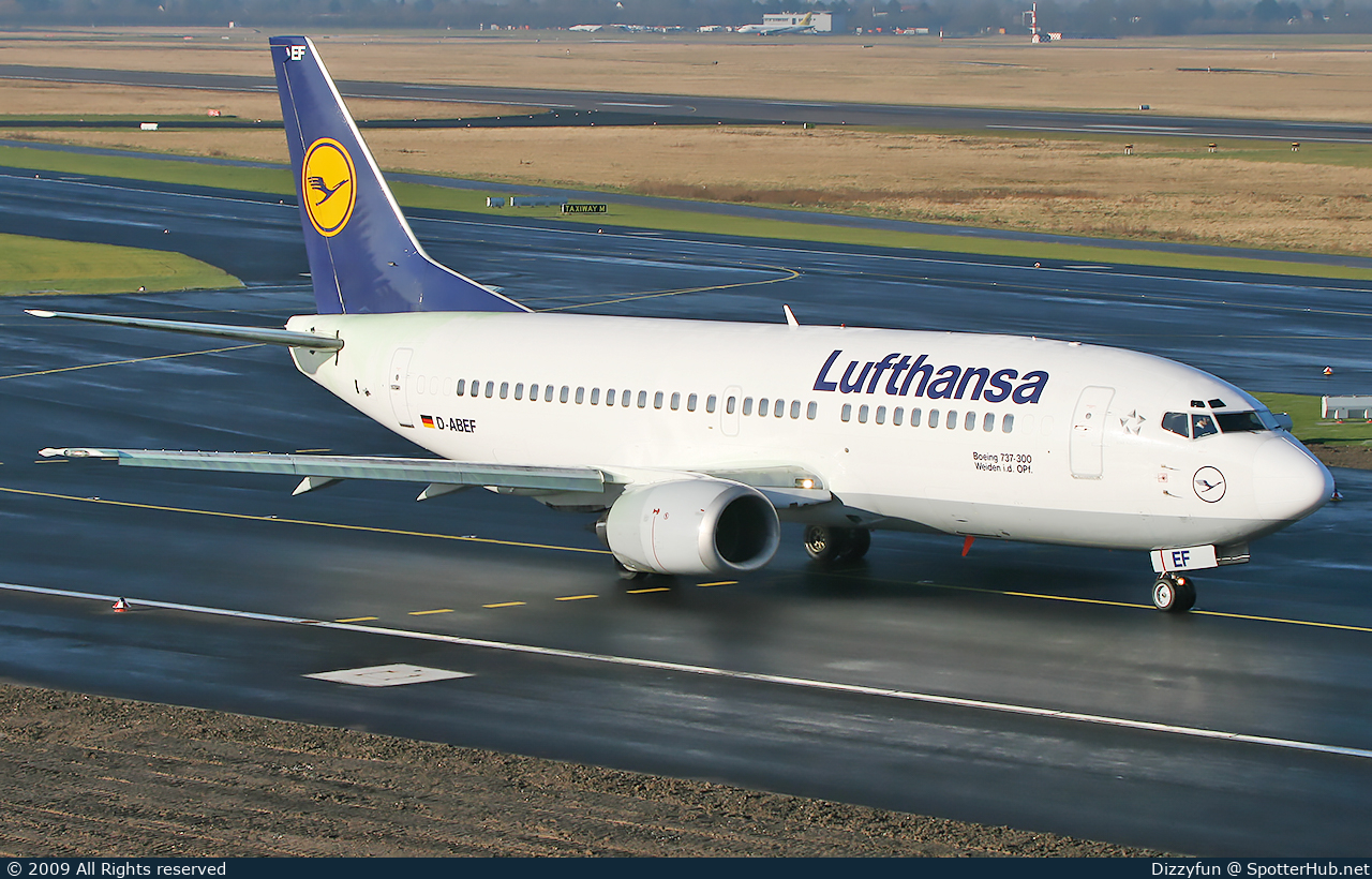 Photo of D-ABEF - Boeing 737-330 operated by Lufthansa