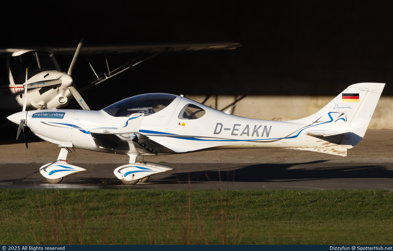 Photo of D-EAKN - AeroSpool WT9 Dynamic LSA