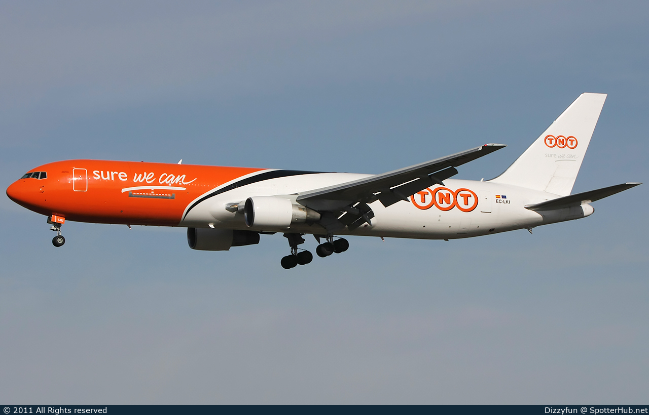 Photo of EC-LKI - Boeing 767-383(ER)(BDSF) operated by Gestair