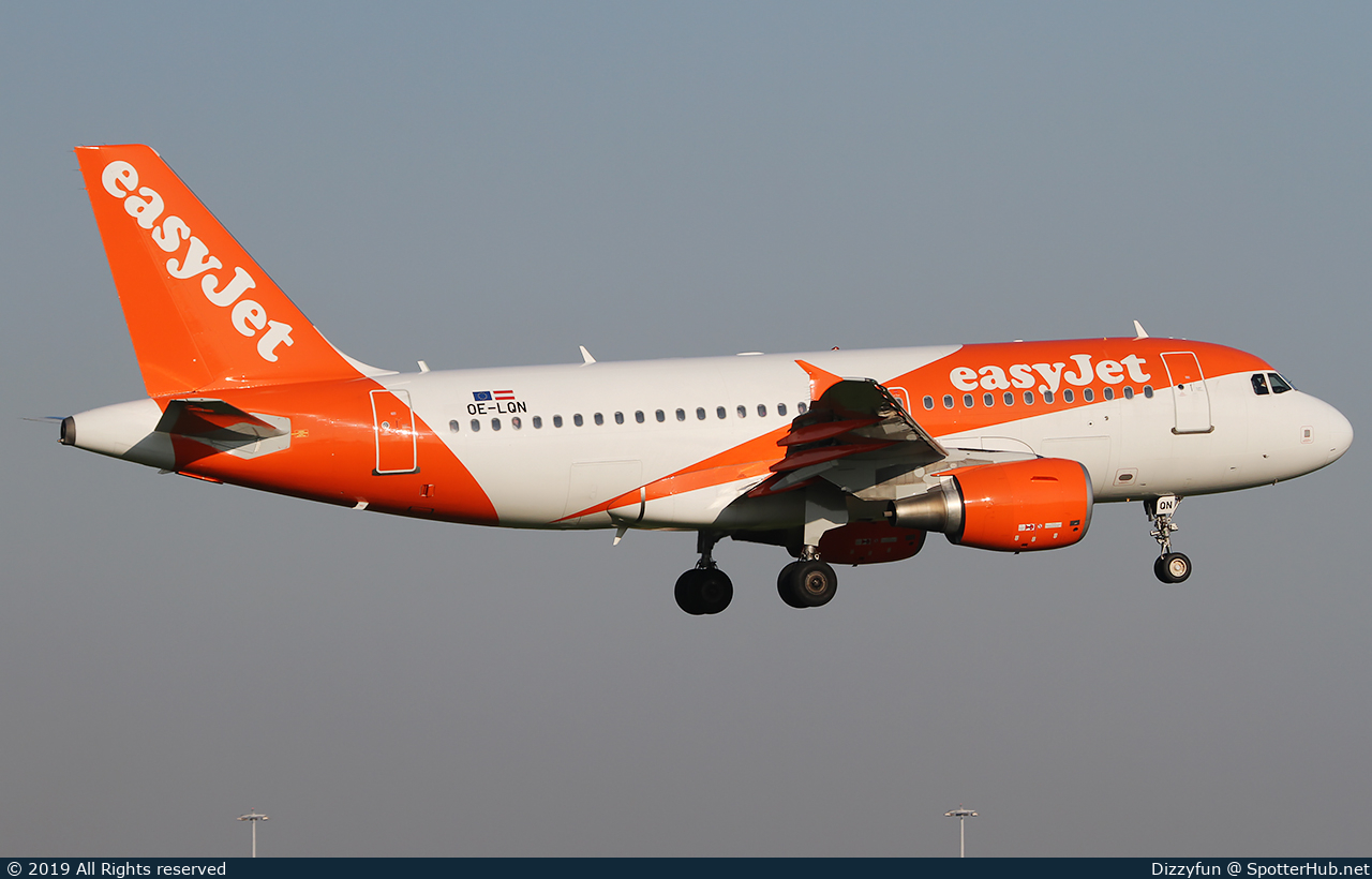 Photo of OE-LQN - Airbus A319-111 operated by easyJet Europe