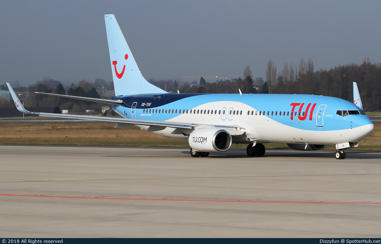 Photo of OO-TUV - Boeing 737-86J operated by TUI Airlines Belgium