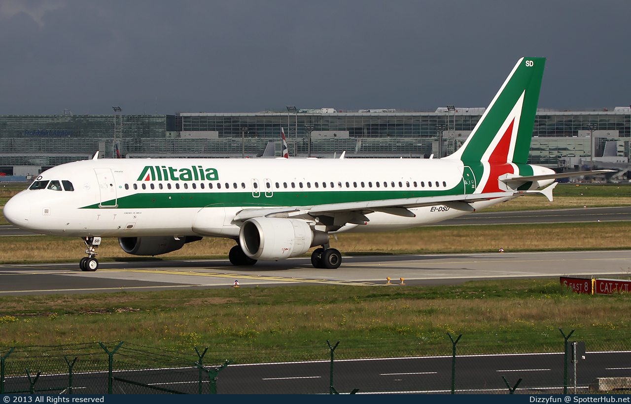 Photo of EI-DSD - Airbus A320-216 operated by Alitalia