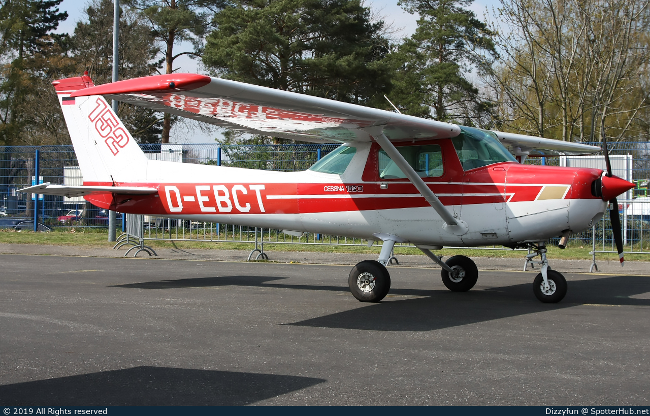 Photo of D-EBCT - Cessna 152 II operated by FFL Flugschule