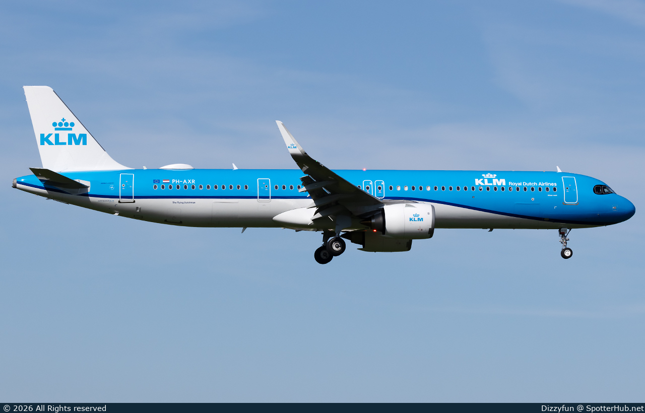 Photo of PH-AXR - Airbus A321-252NX operated by KLM Royal Dutch Airlines