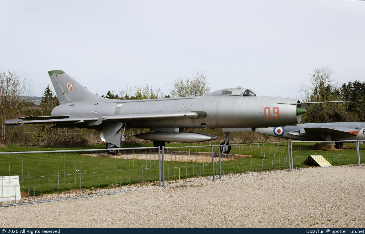 Photo of 09 - Sukhoi Su-7BM Fitter-A operated by Polish Air Force