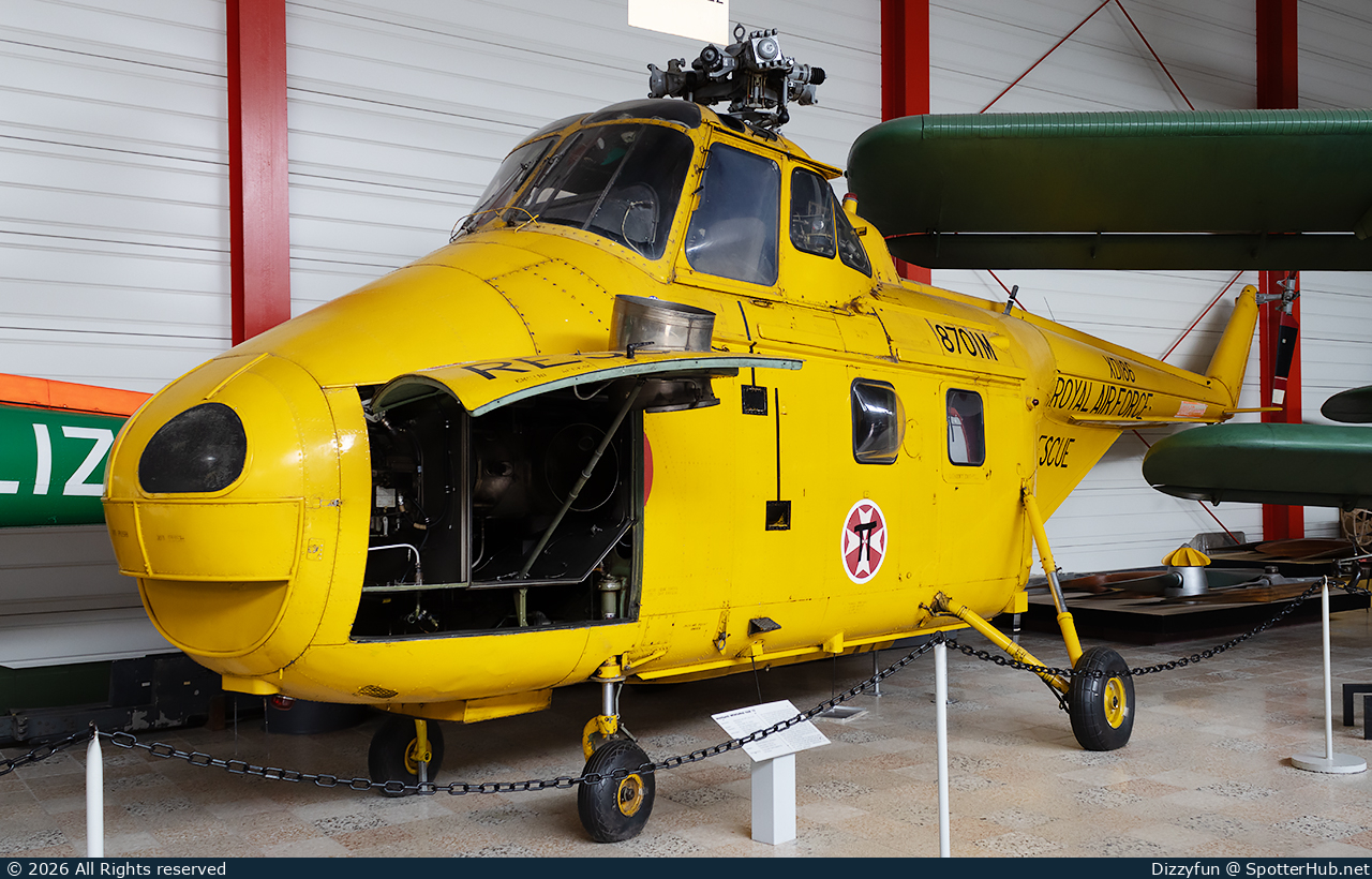 Photo of XD186 - Westland Whirlwind HAR.10 operated by Royal Air Force