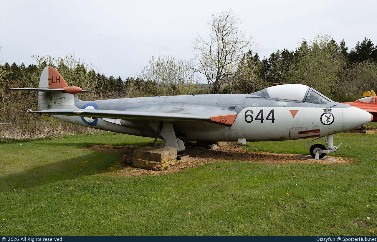 Photo of XE327 - Hawker Sea Hawk FGA.6 operated by Royal Navy