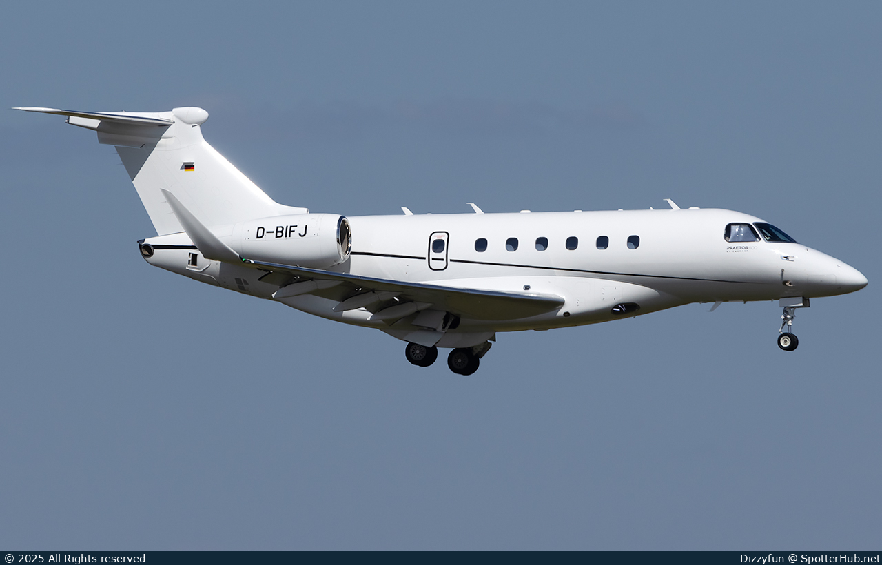 Photo of D-BIFJ - Embraer Praetor 600 operated by VistaJet Germany
