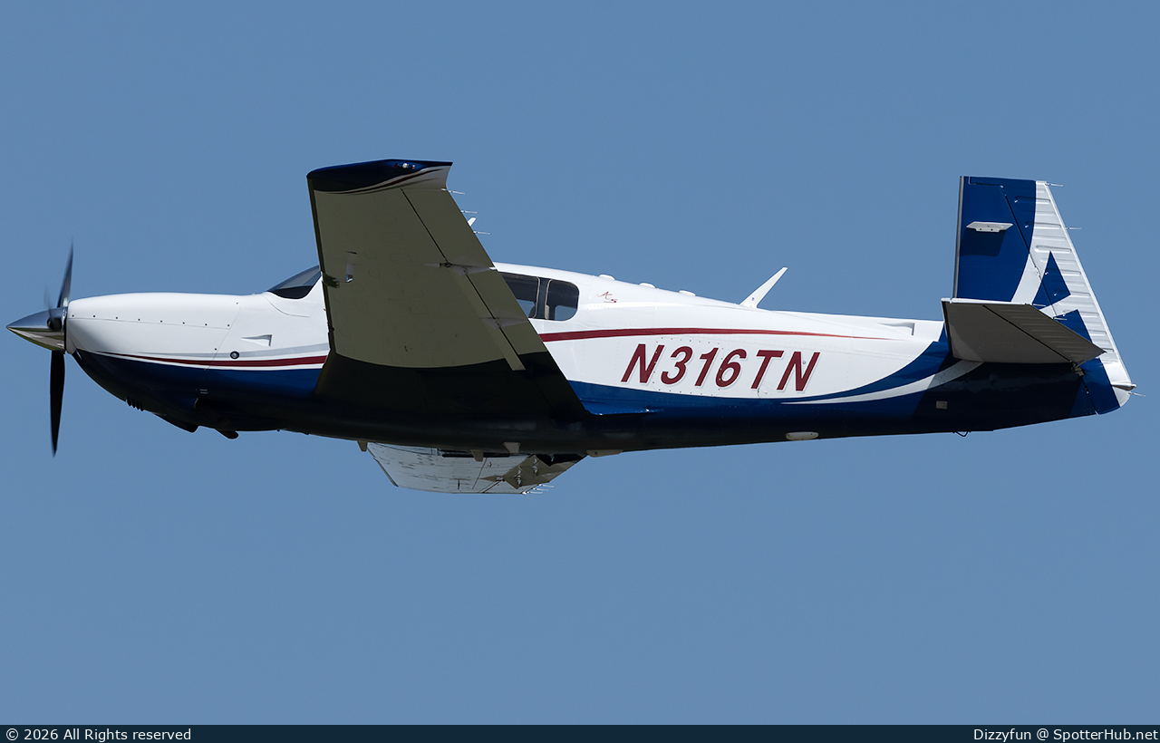 Photo of N316TN - Mooney M20TN Acclaim operated by Private