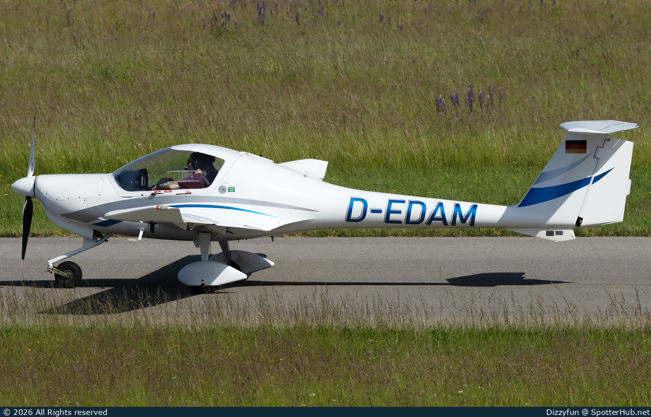 Photo of D-EDAM - Diamond DA20-A1 Katana operated by FVL Frankfurter Verein für Luftfahrt