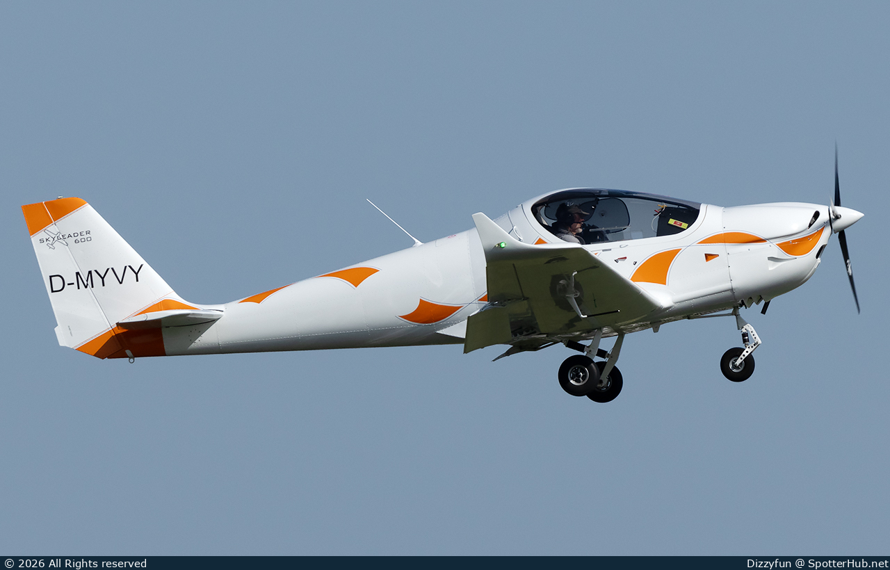 Photo of D-MYVY - Jihlavan Skyleader 600 operated by Private