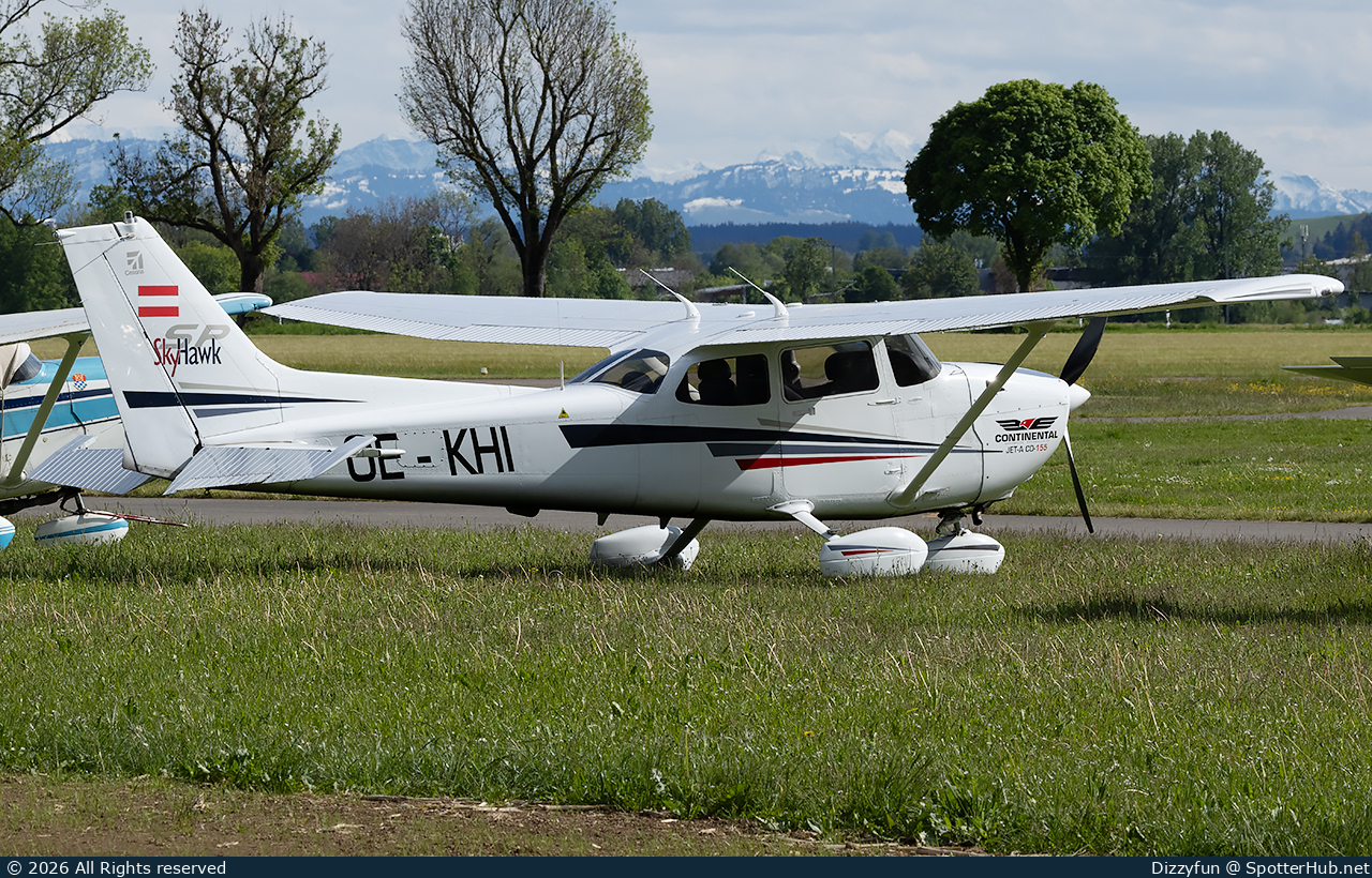 Photo of OE-KHI - Cessna 172S Skyhawk SP operated by Motorflugsportgruppe Donauwörth-Genderkingen
