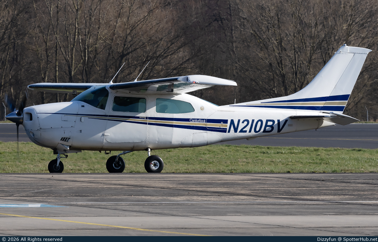 Photo of N210BV - Cessna 210L Centurion II operated by Private