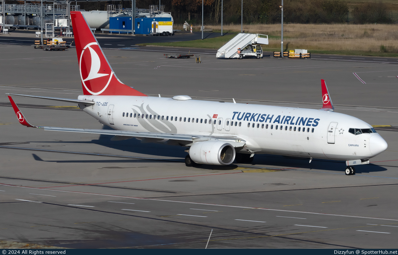 Photo of TC-JZE - Boeing 737-8F2 operated by Turkish Airlines