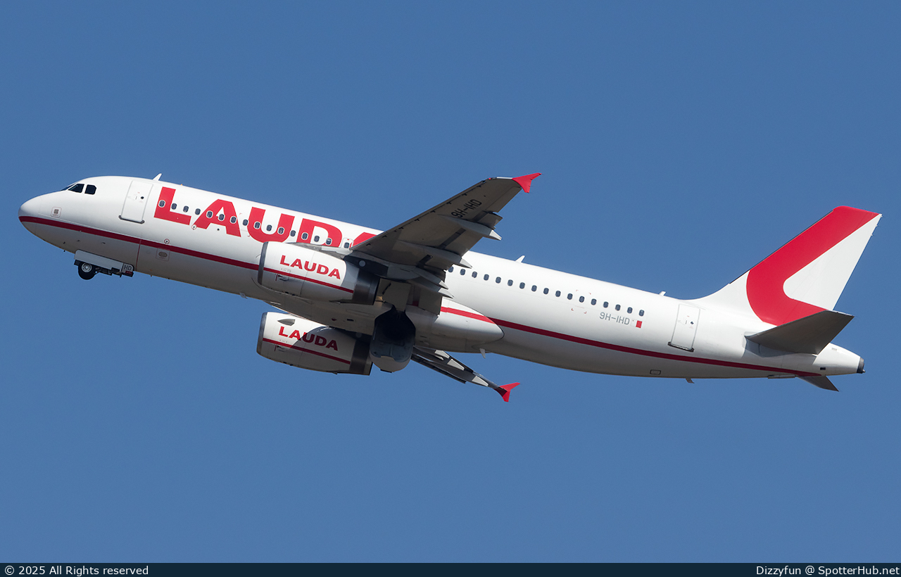 Photo of 9H-IHD - Airbus A320-232 operated by Lauda Europe