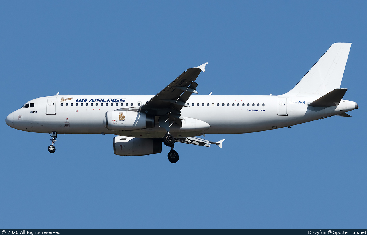 Photo of LZ-BHM - Airbus A320-232 operated by UR Airlines (opb BH Air)