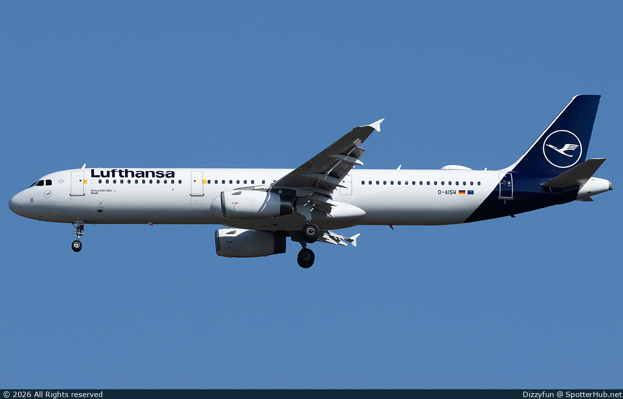 Photo of D-AISW - Airbus A321-231 operated by Lufthansa