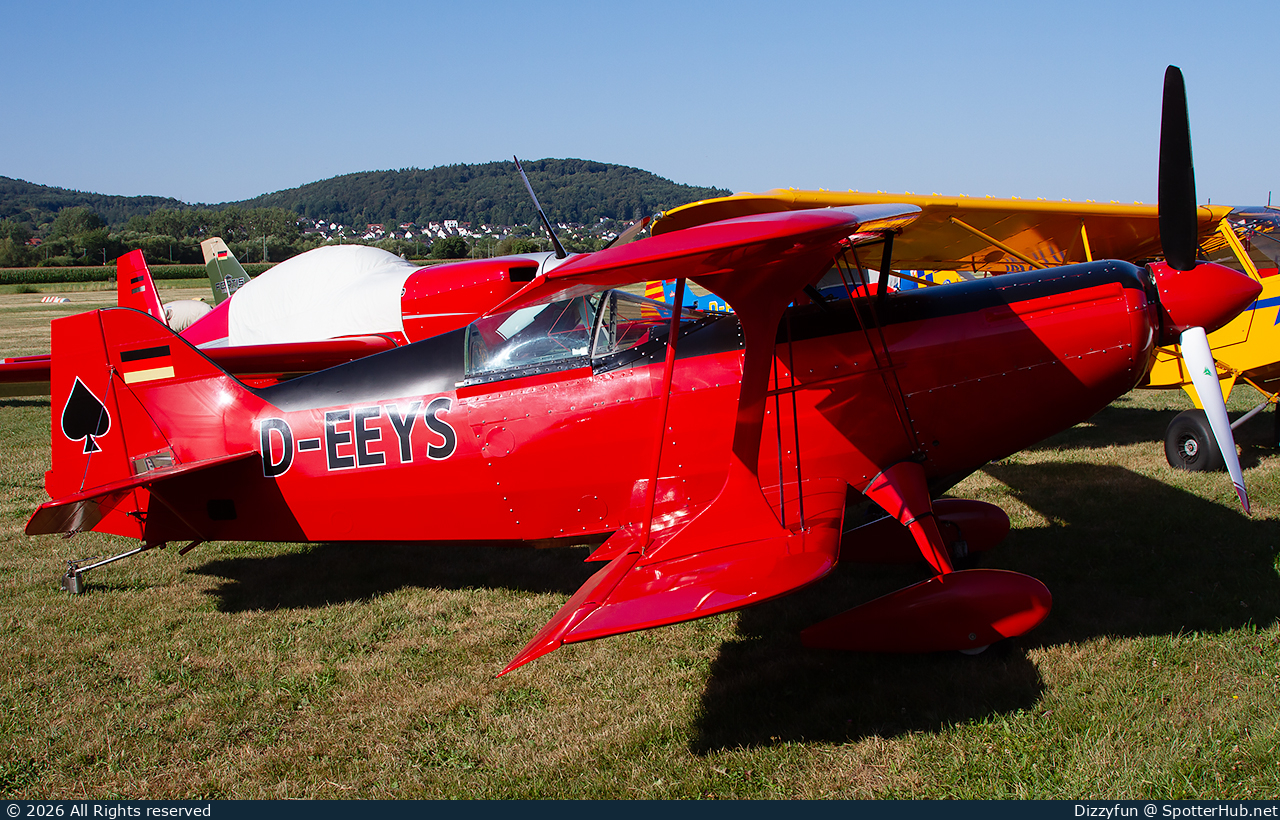 Photo of D-EEYS - Pitts S-1-11B Super Stinker operated by Private