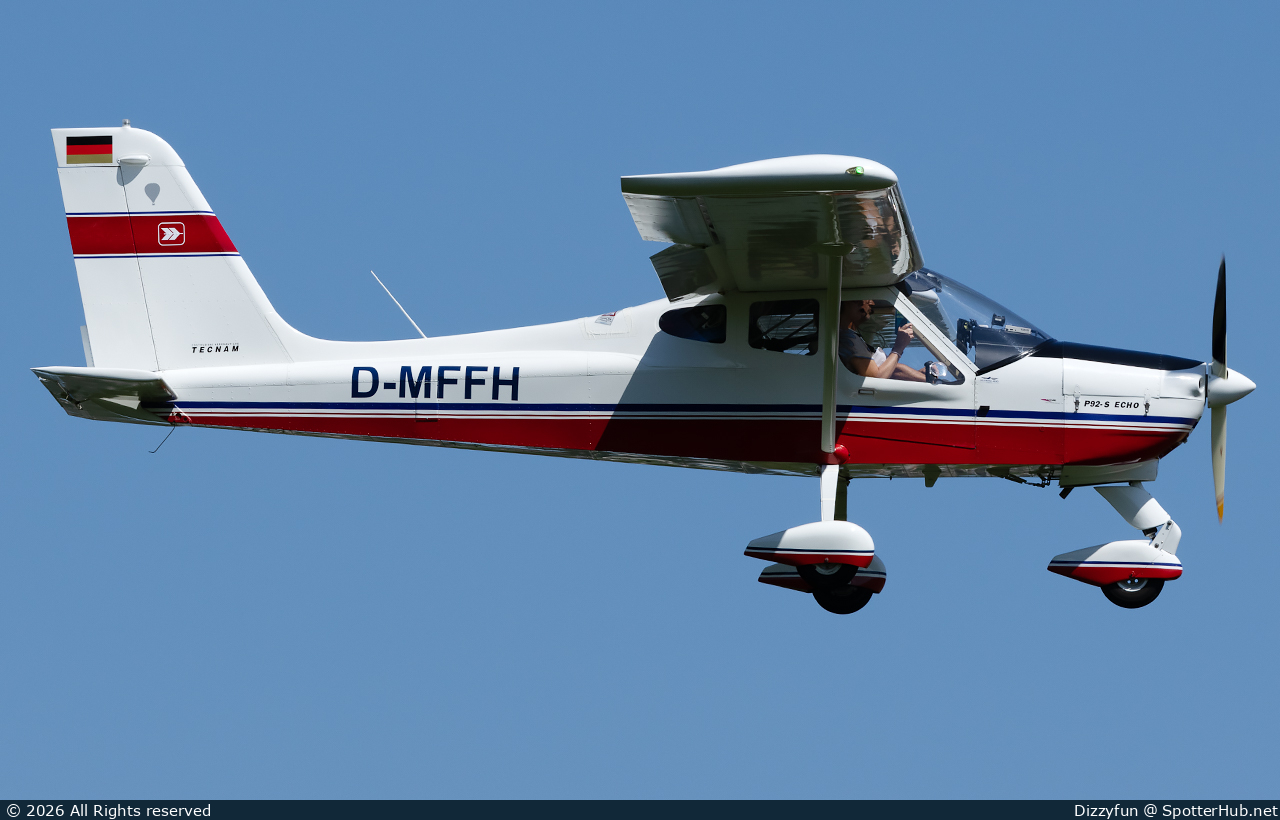 Photo of D-MFFH - Tecnam P92 Echo Super operated by Private