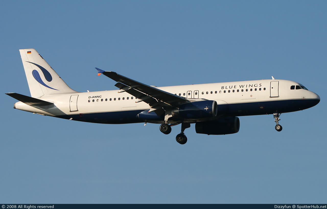 Photo of D-ANNC - Airbus A320-232 operated by Blue Wings