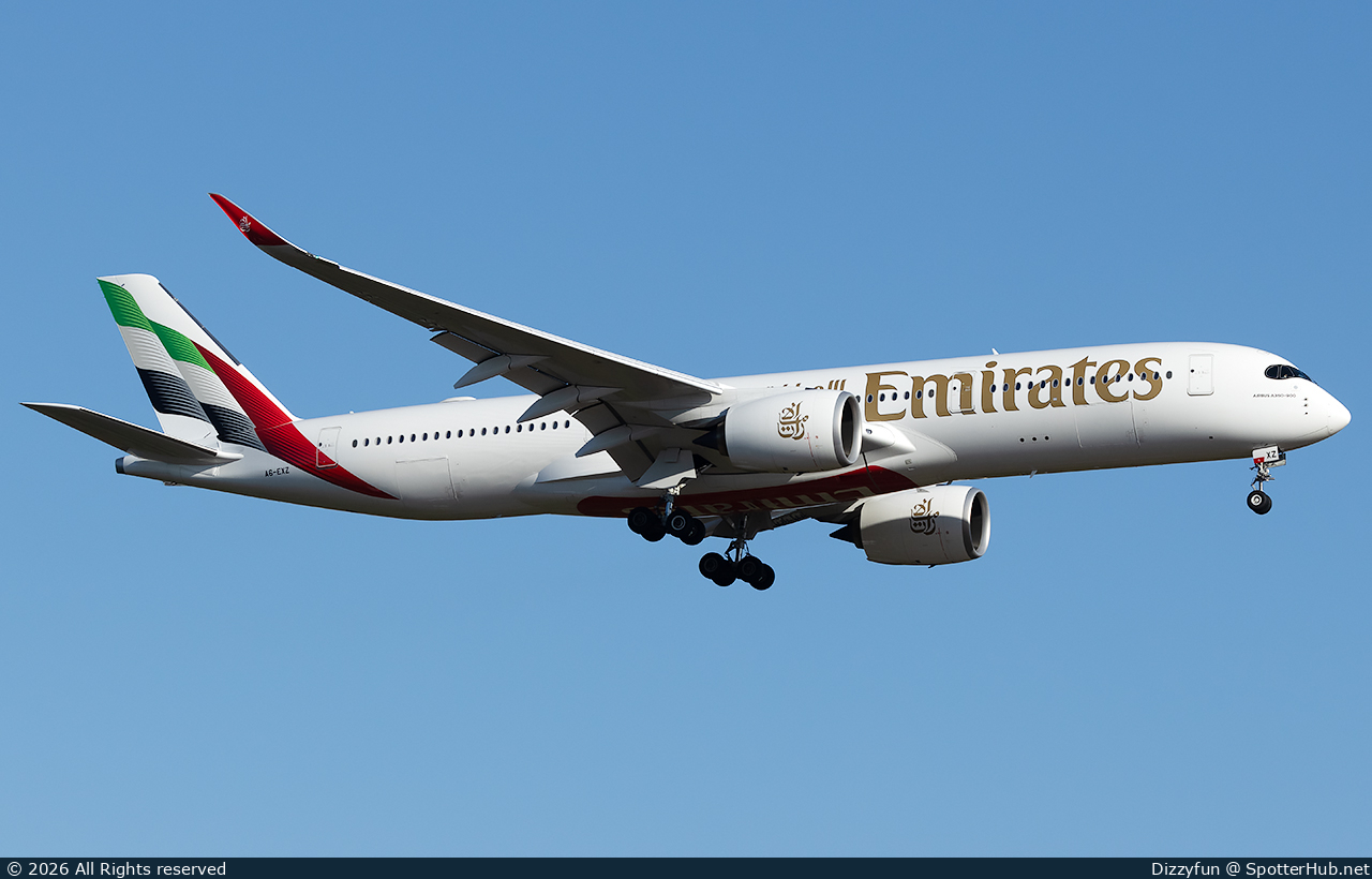 Photo of A6-EXZ - Airbus A350-941 operated by Emirates