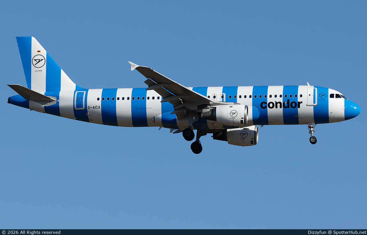 Photo of D-AICA - Airbus A320-212 operated by Condor