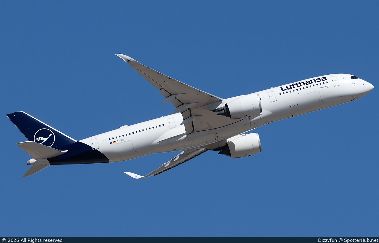 Photo of D-AIXE - Airbus A350-941 operated by Lufthansa