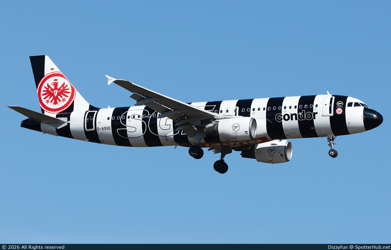 Photo of D-ASGE - Airbus A320-214 operated by Condor