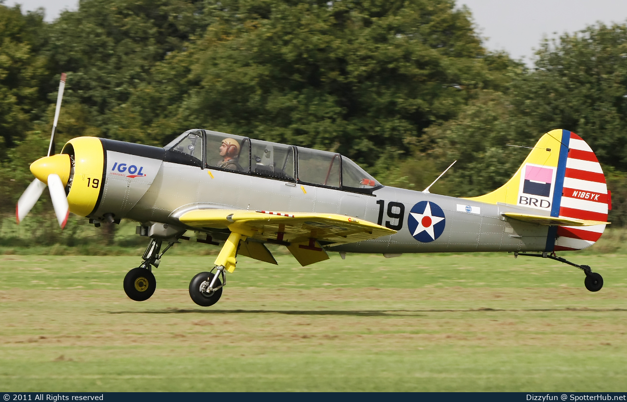 Photo of N185YK - Yakovlev Yak-52TW operated by Iacarii Acrobati