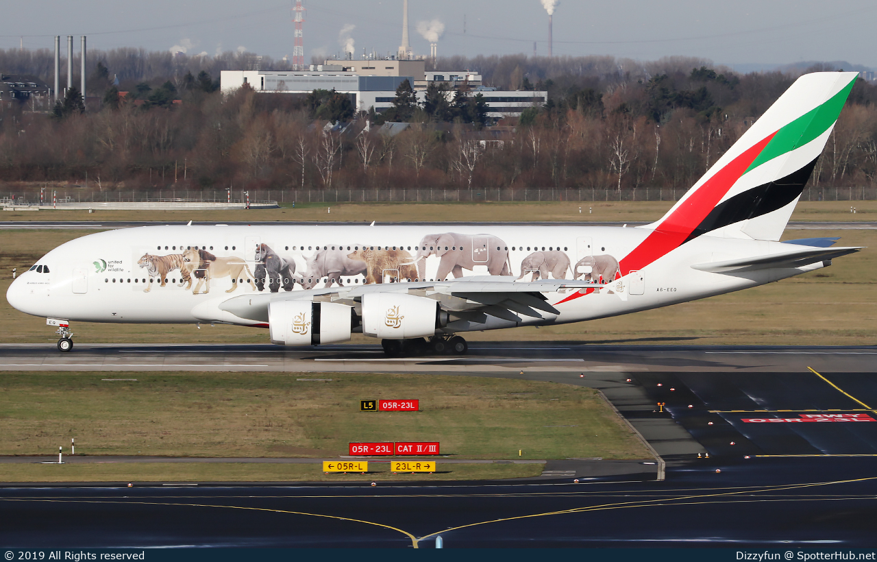 Photo of A6-EEQ - Airbus A380-861 operated by Emirates