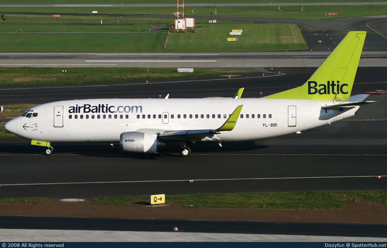Photo of YL-BBI - Boeing 737-33A operated by airBaltic