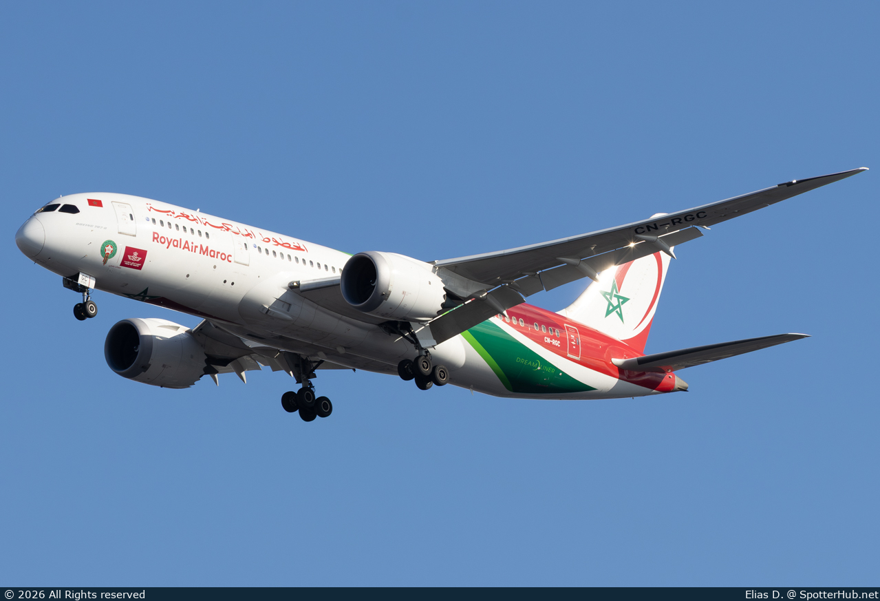 Photo of CN-RGC - Boeing 787-8 Dreamliner operated by Royal Air Maroc