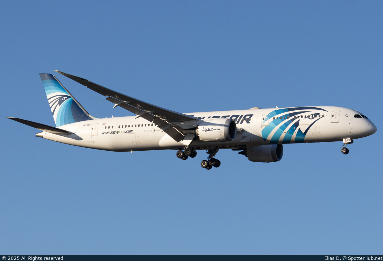 Photo of SU-GER - Boeing 787-9 Dreamliner operated by Egyptair